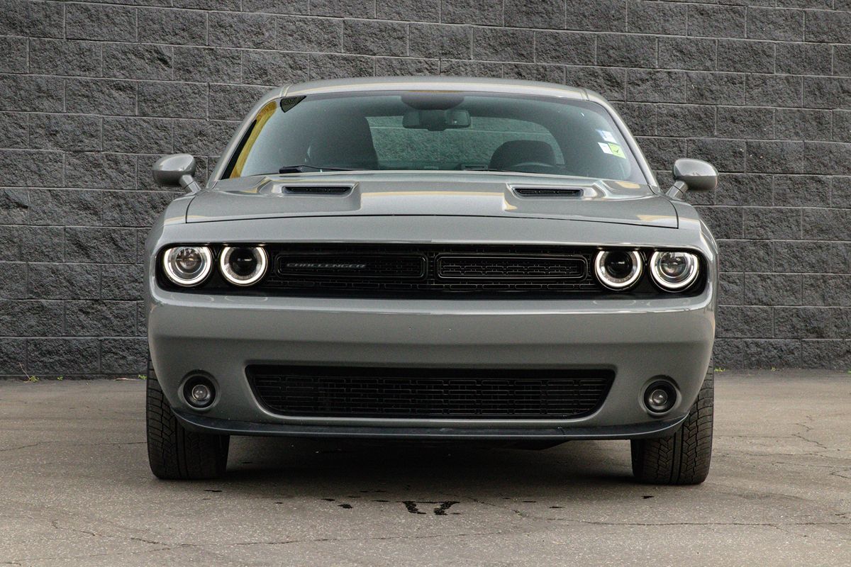 Sold 2018 Dodge Challenger SXT in Montclair